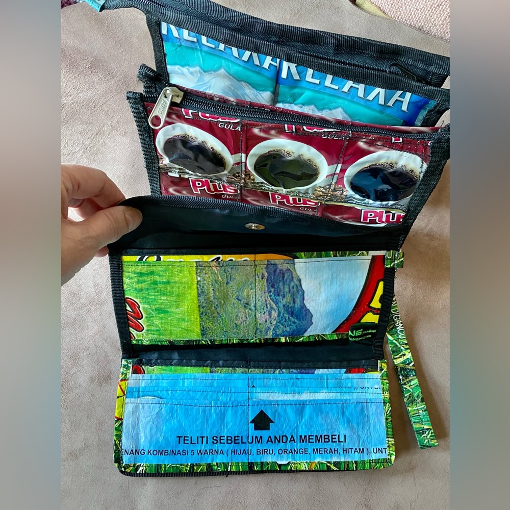 Wallet and 2 zippered pouches. Recycled plastic from Green Bali.